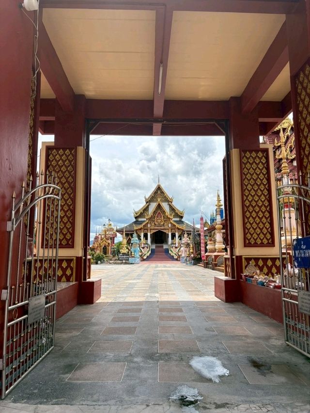 รีวิววัดห้วยทรายขาว