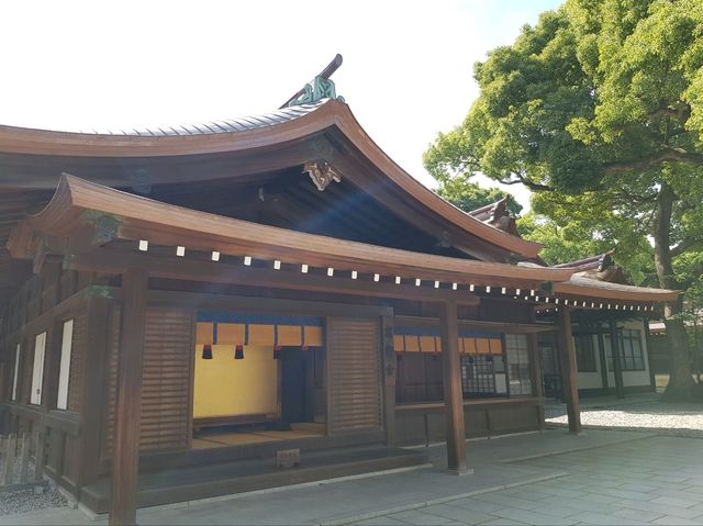 วัดเมจิ (Meiji Jingu) – ศาลเจ้าศักดิ์สิทธิ์