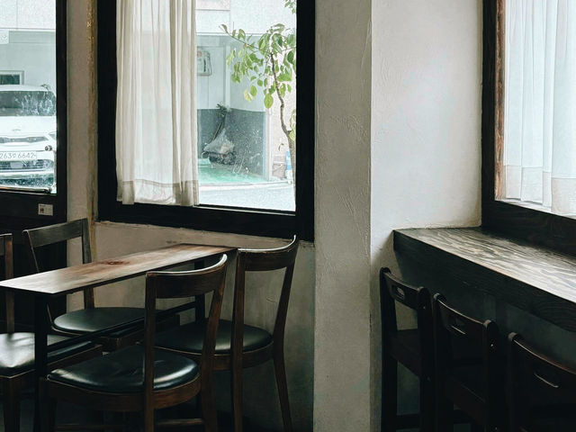 Hachi Café in Seoul