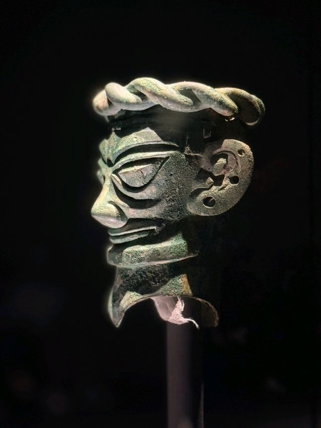 走進三星堆✨️闖入一場穿越三千年的夢。