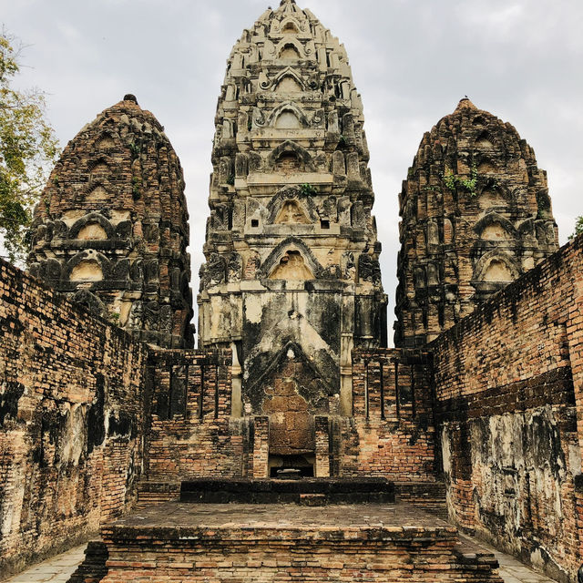 🏯วัดศรีสวาย สุโขทัย ความเก่าแก่ที่ยังมีเสน่ห์🏯