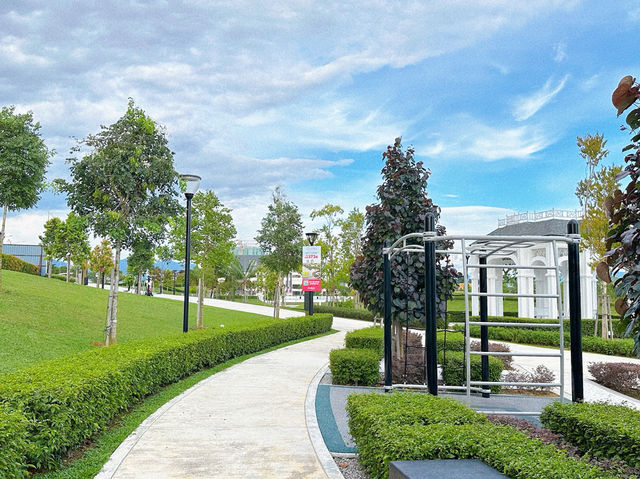 Wellness Garden: A Breath of Calm at Eco Majestic 