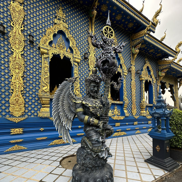 💙 The Blue Temple – Chiang Rai’s Mesmerizing Gem