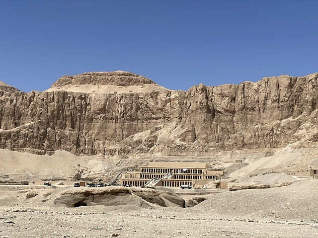 Exploring Tutankhamun’s tomb was unforgettable, and educational👬👫😍😎👍❤️