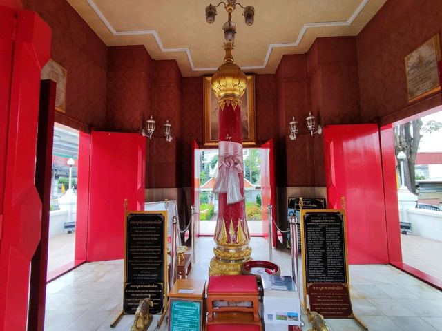 พามาสักการะสถานที่ศักดิ์สิทธิ์เมืองนนทบุรี