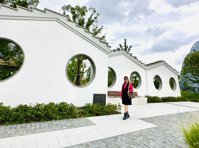 🌿 Discover Shanghai Botanical Garden: A Peaceful Green Escape in the City