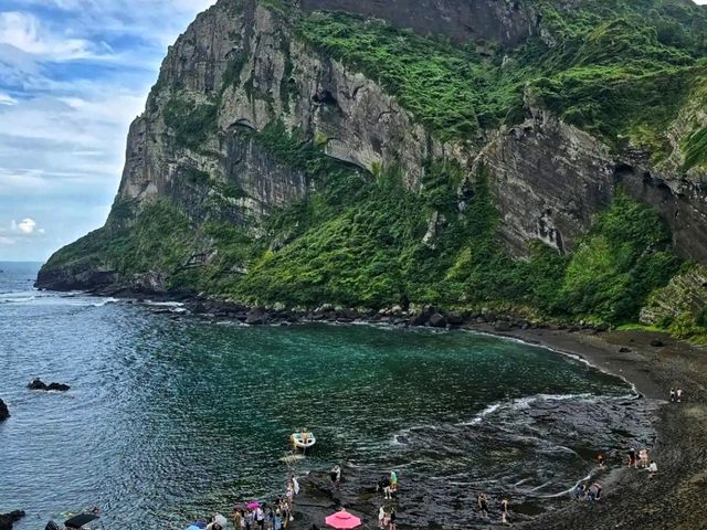 ๐๏ธ Jeju Island โ Koreaโs Island of Wonders ๐๏ธ Jeju Island โ Koreaโs Island of Wonders