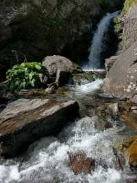 Marvel at the Stunning Gveleti Waterfall in Kazbegi, Mtskheta-Mtianeti