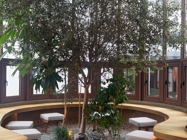 Where tradition meets tomorrow. 🌃 #Shanghai