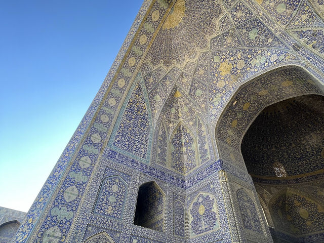 🕌青の芸術が広がる古都をめぐる｜イスファハーン観光