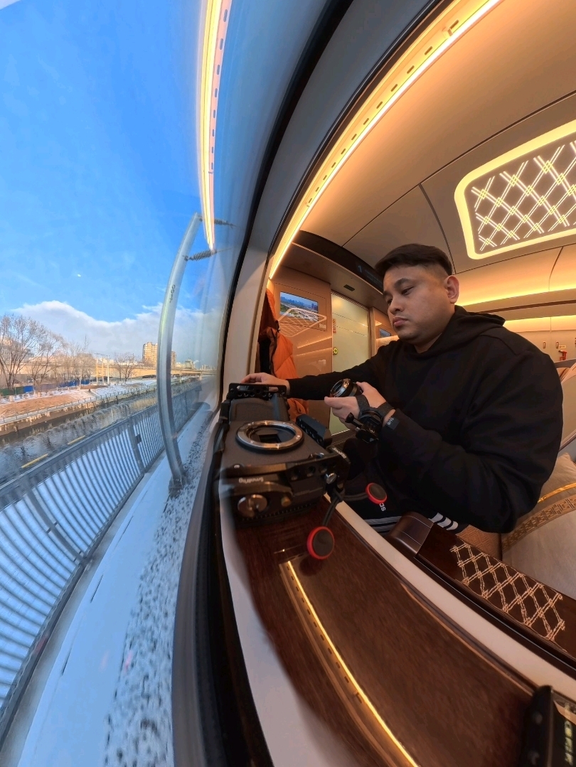 First time experiencing the business class life on the rails to Harbin. I get the hype now. ☕️✨ So ready for the winter wonderland.

Join me as I try business class for the first time on the Beijing–Harbin high-speed rail line! 🚄

I’ll show you everything:
✨ The lie-flat business class seat
🍱 The meal service (think hot bento, soup, fruit, and snacks)
⚡ Speeds up to 350 km/h
🌲 The changing scenery from Beijing to snowy Northeast China

Was it worth the upgrade? Absolutely yes—especially arriving in Harbin well-rested for the Ice Festival.

#harbin   #businessclass   #highspeedrail   #china   #traveldiaries   #wintertravel   #firstimpressions 