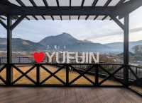 The Foliage Gamble: Chasing Autumn in Kyushu 🍁