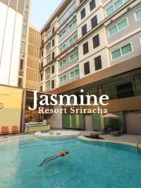 Jasmine Resort ที่พักสวย ศรีราชา คุณภาพเกินราคา
