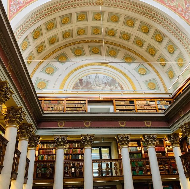 芬蘭🇫🇮景點-芬蘭國家圖書館