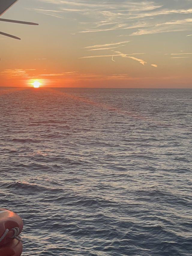 Beautiful sunset on a boat 🥂☀️🫶🙏
