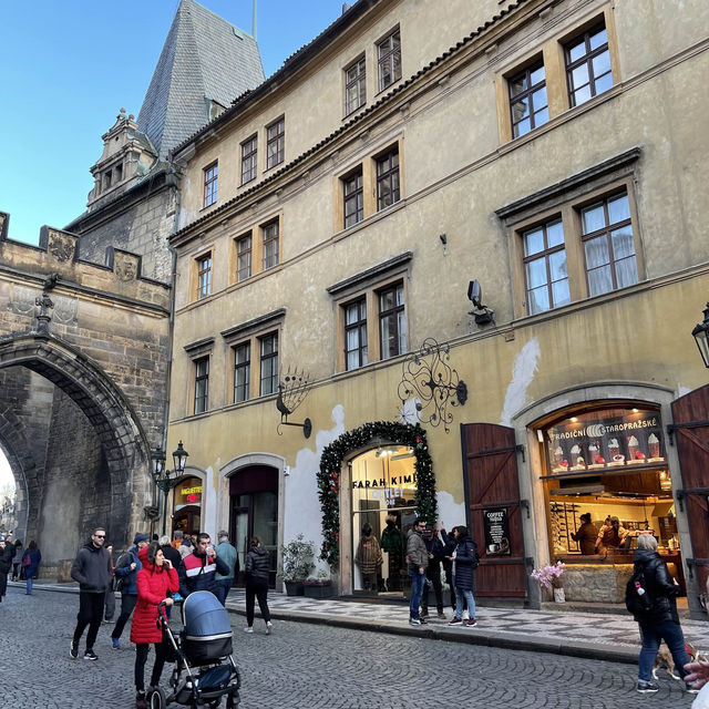 The “bulb” staircase & Prague 💡