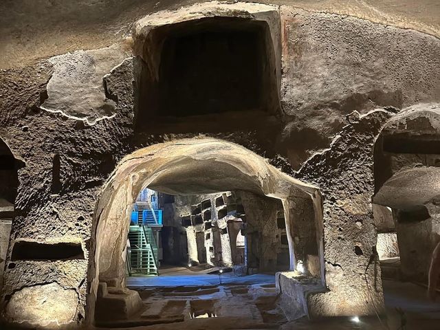 Catacombs of San Gennaro 🏛️