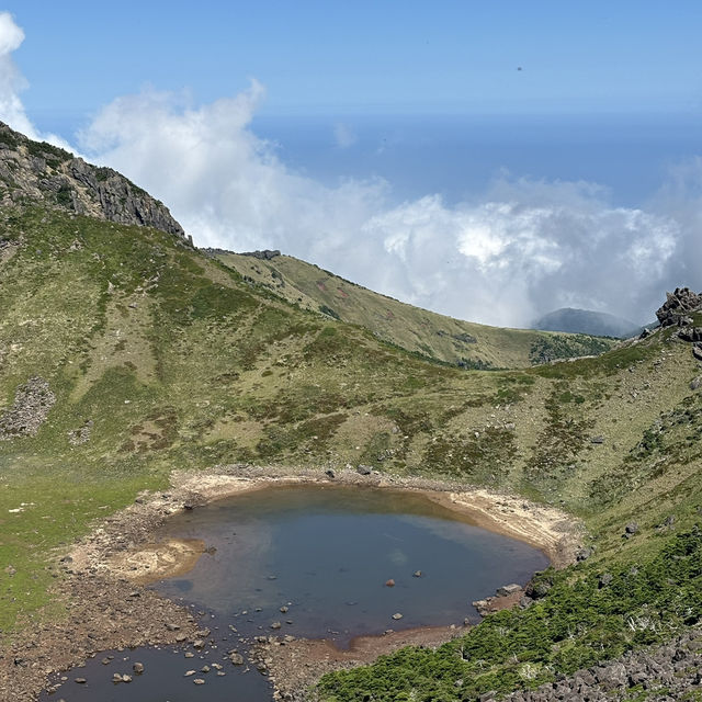Hiking trip to the highest mountain of South Korea