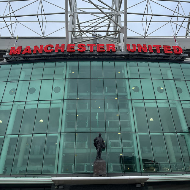 Beyond the Game: A Tour of Manchester’s Iconic Stadium