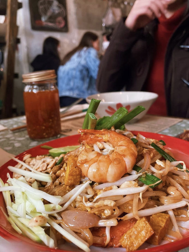 Lift nothing else! Our favourite kind of lifts are noodle lift 
