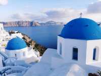 Santorini: Postcard Perfect in Every Direction