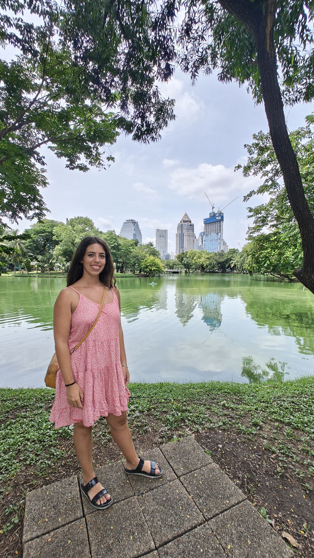 Escape the Bangkok Buzz at Lumphini Park 🌳🛶