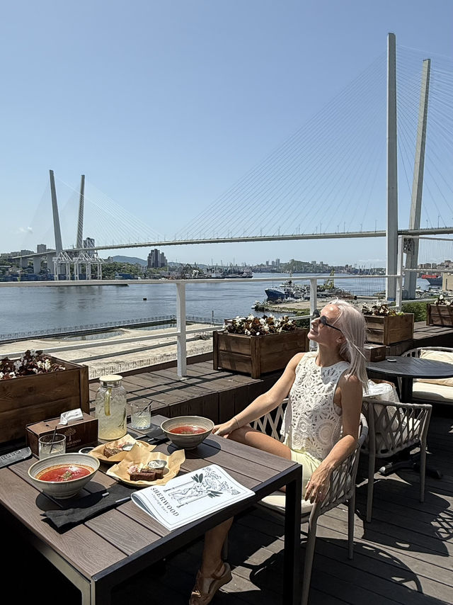 🌉 Best terrace view cafe in Vladivostok 