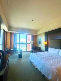 Affordable luxury stay in the heart of Chongqing (with breathtaking views!)