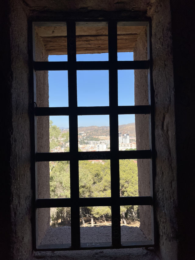 Málaga: Sun, Culture & Coastal Energy ☀️🏖️🏛️