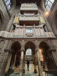 Played for over 500 years, this majestic instrument rises above the cathedral’s five-storey halls