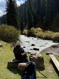 キルギスの秘境🇰🇬アルティンアラシャン