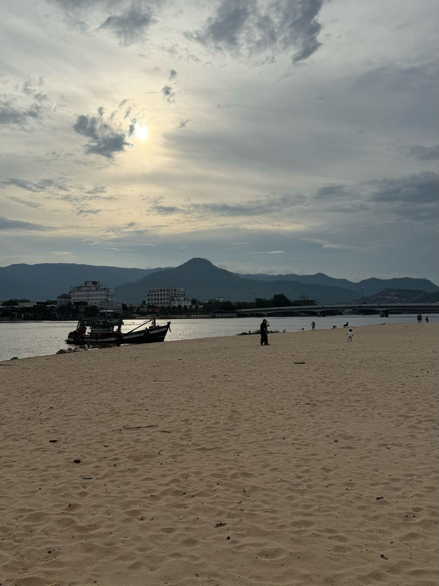 🇰🇭🌾 Kampot: the small town that slows you right down