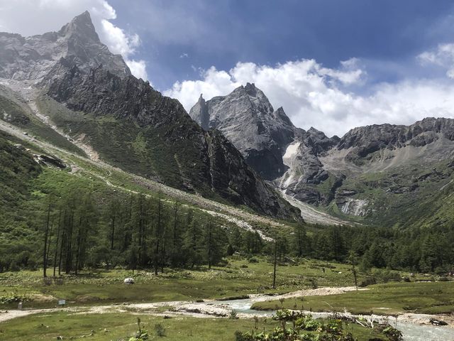 WILD and STUNNING Beauty! BIPENG Valley!