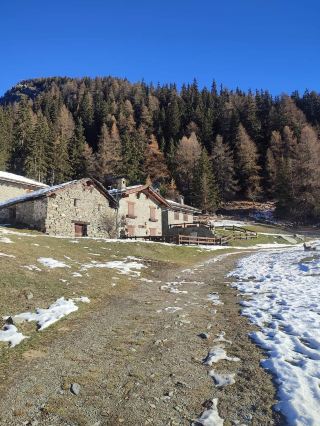 Hiking in Val d'Aosta-La Salle: An unforgettable adventure journey