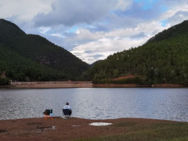 沙溪古鎮周邊/彩虹之下的石龍村，露營好去處