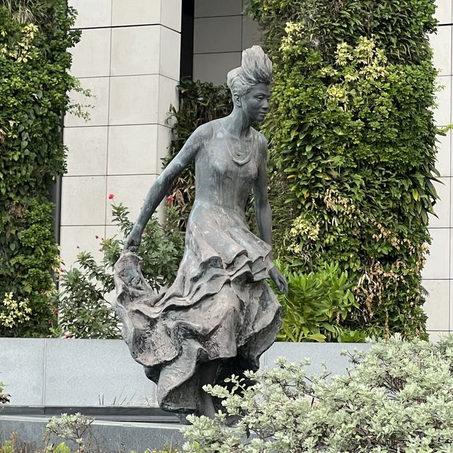 打卡香港尖沙咀東海濱平臺花園