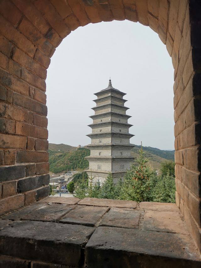 呼和浩特-八泉峡-晉祠-忻州古城-雁門關-應縣木塔-呼和浩特