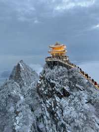 遠赴人間驚鴻宴｜12月11號老君山雪景