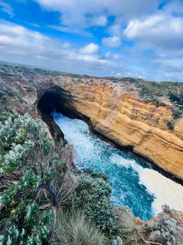จากพระอาทิตย์ขึ้นไปยังสิบสองยอดเขาของพระอาทิตย์ตก