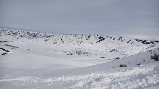 可可托海除了滑雪，還有雪騎