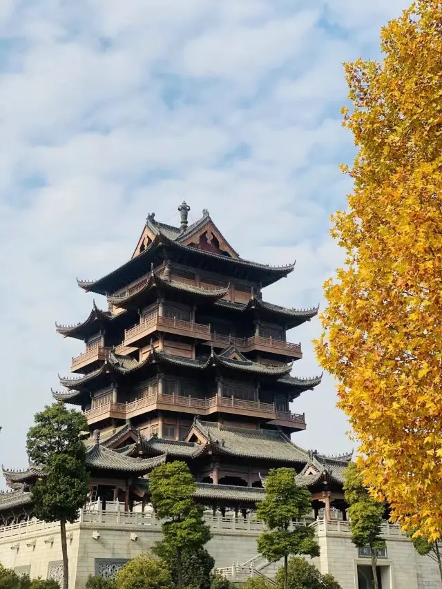 Guiyuan Temple in Wuhan | Hold three sticks of incense and bathe in a beam of Buddha's light