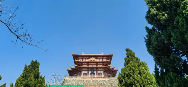 Guide to the Great Xiangguo Temple in Kaifeng