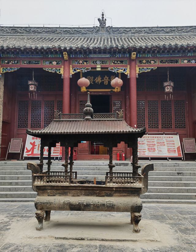 相傳清代順治皇帝出家之地：白雲禪寺