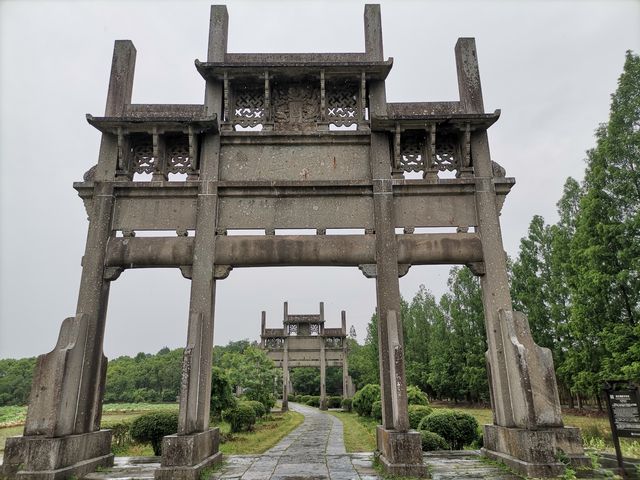 中國唯一七連牌坊群—棠樾牌坊群