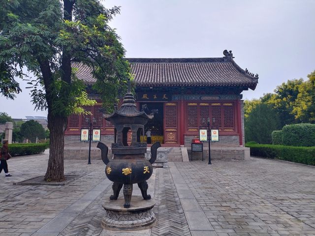 安陽天寧寺塔。 安陽天寧寺塔。