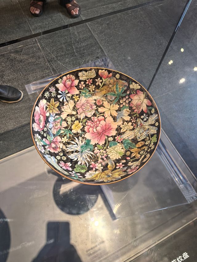 穿越千年，品味景德鎮瓷器與美食。