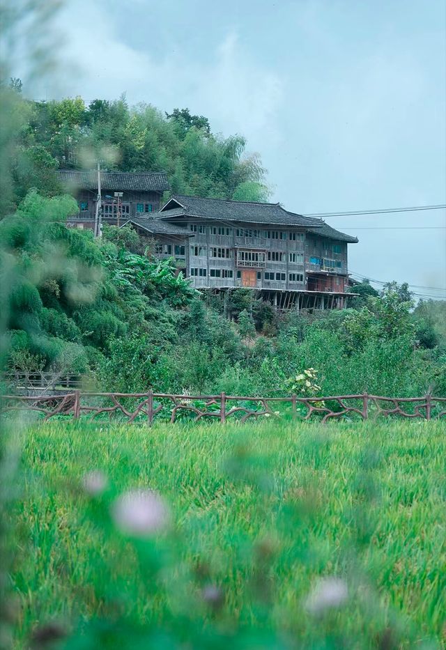 黔東南高山上的避世苗寨——烏東。