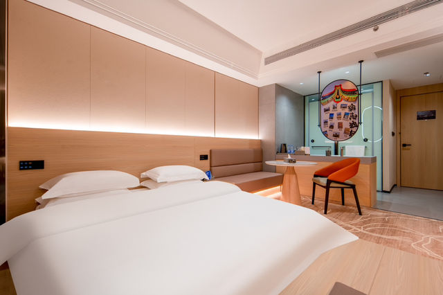 來揭陽住舒宸酒店/贈兩餐/自助早餐及晚餐。 來揭陽住舒宸酒店/贈兩餐/自助早餐及晚餐。