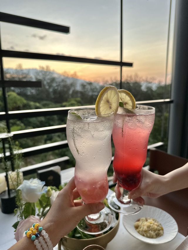 西雙版納！這個絕美落日餐廳殺瘋了...
