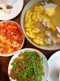 喺成都｜住咗樂園裏面嘅滑梯酒店